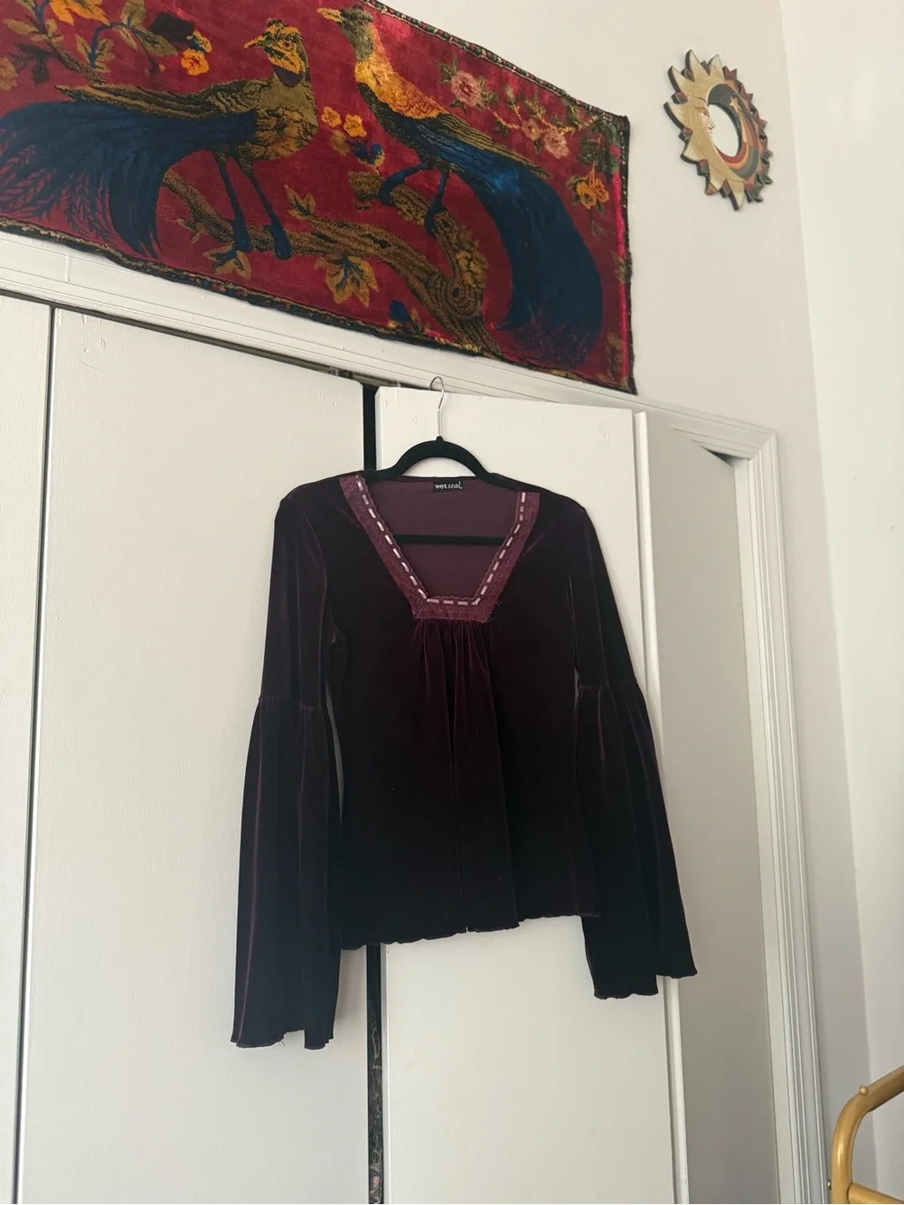 Wet Seal y2k/90’s Whimsigoth Women's Velvet Long Bell Sleeve With Suede Trim